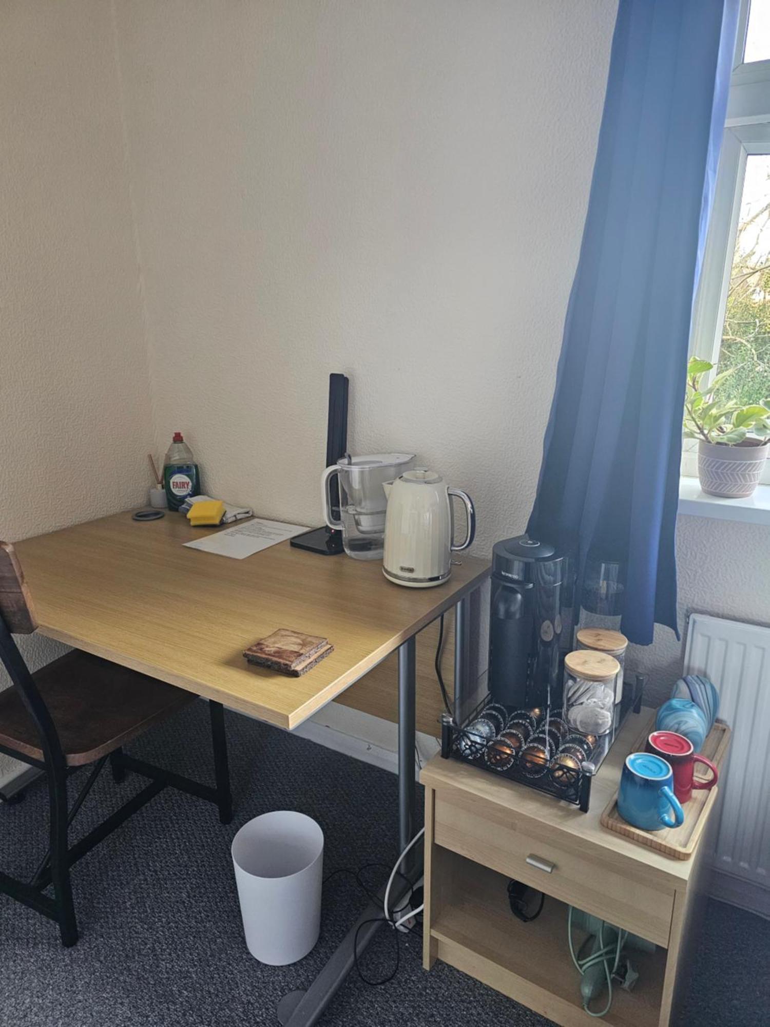 Double Bedroom Located Close To Manchester Airport Wythenshawe Esterno foto