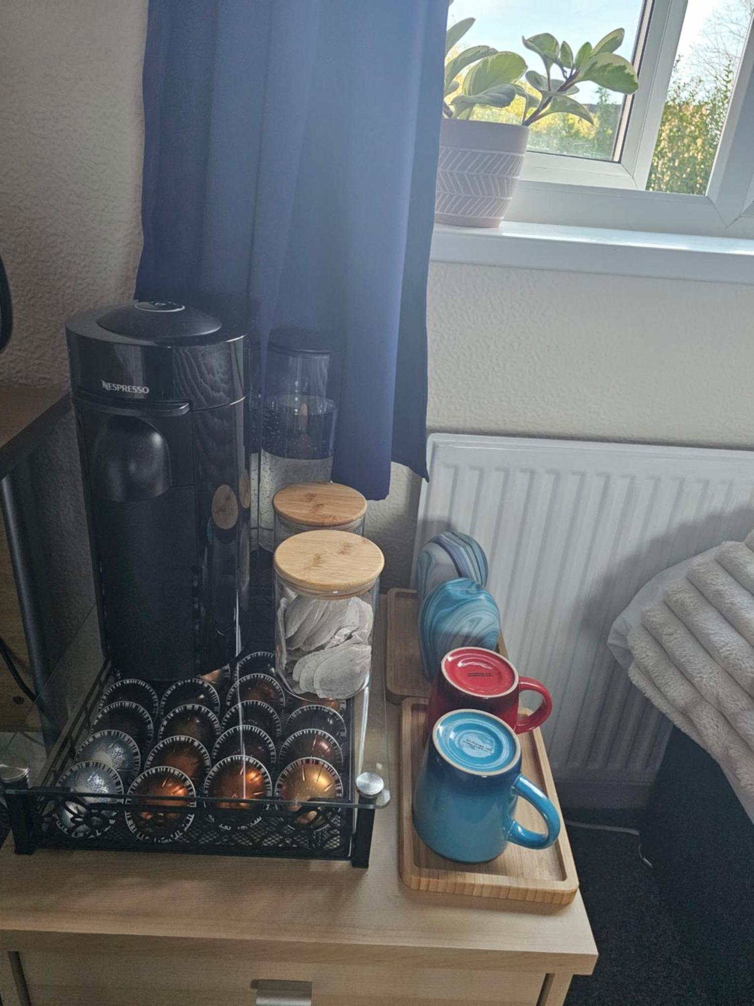 Double Bedroom Located Close To Manchester Airport Wythenshawe Esterno foto