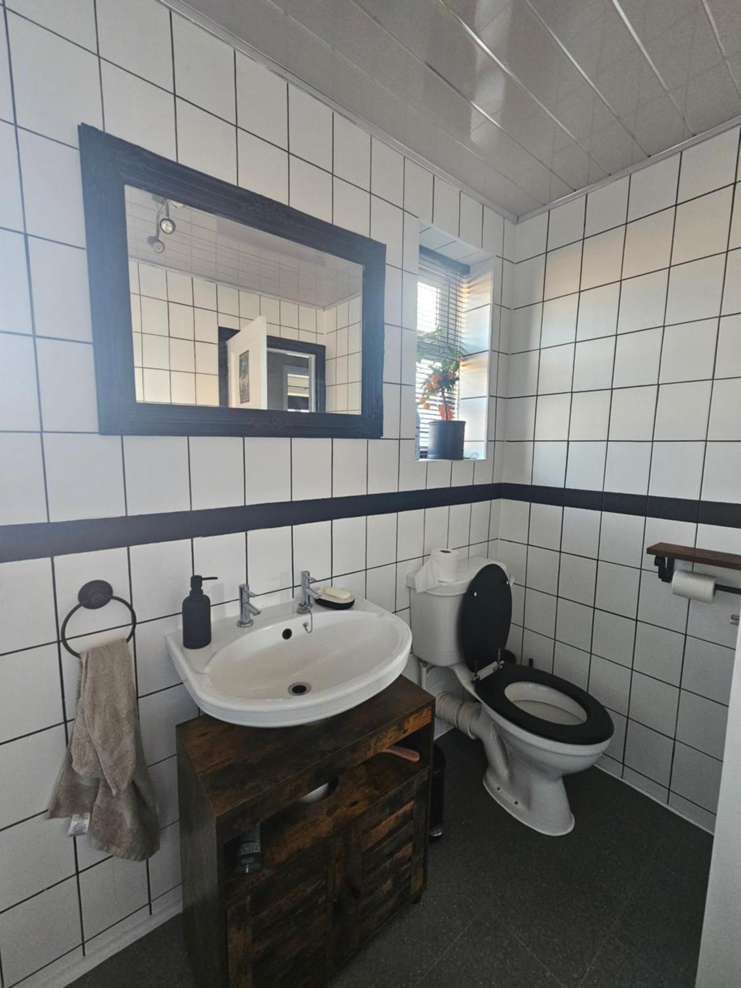 Double Bedroom Located Close To Manchester Airport Wythenshawe Esterno foto